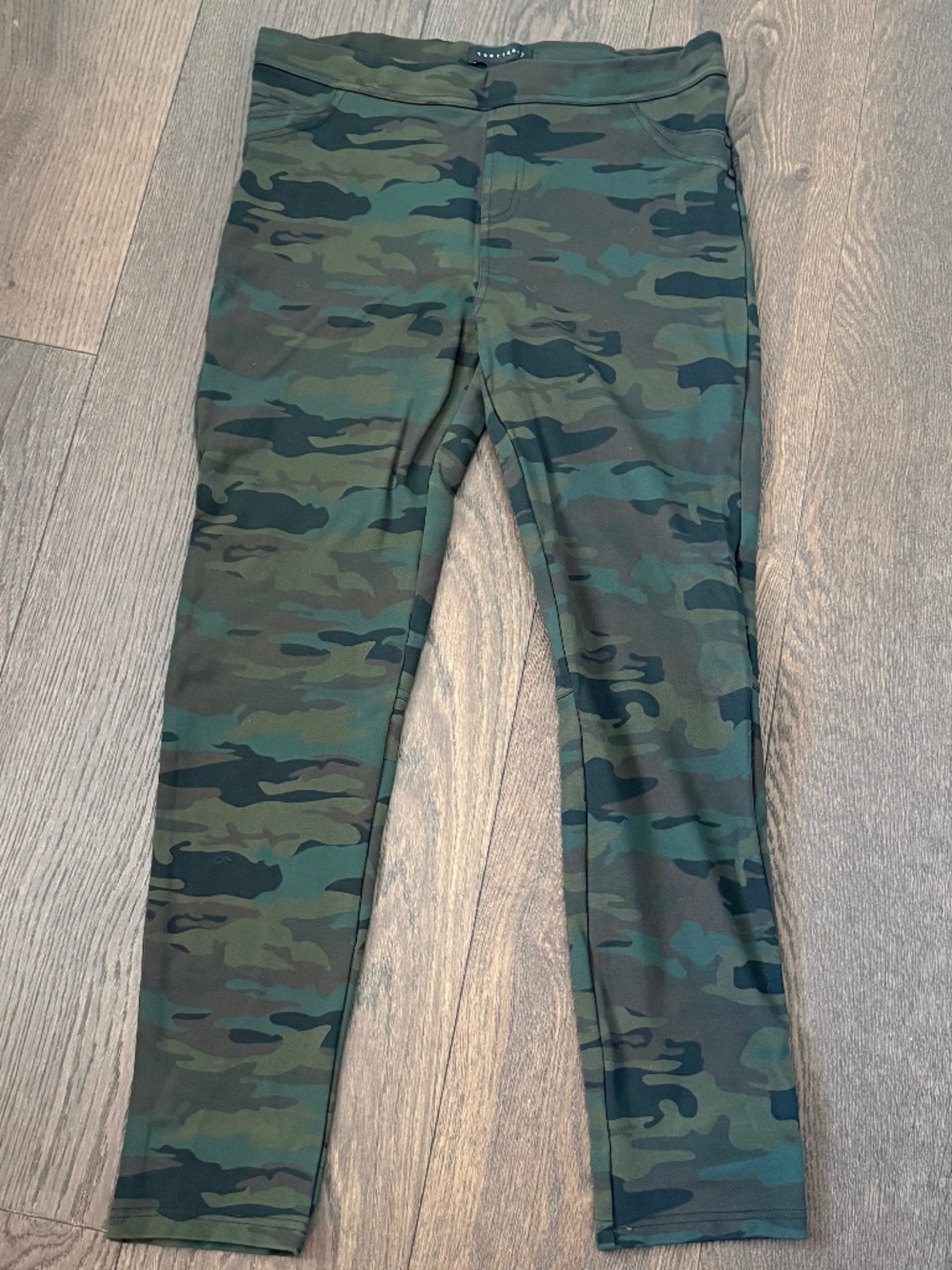 Sanctuary Camo Leggings Women's XL Green Camouflage Pull-On Stretch Pants